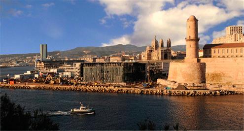 #أسطورتي (1).. بحذاء ممزق على شواطيء مارسيليا تبدأ الرواية